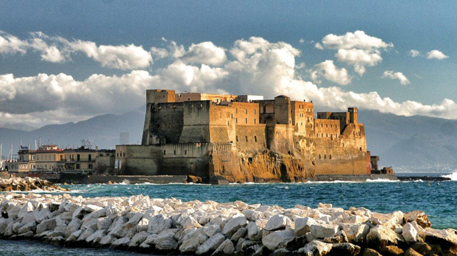 Castel dell'Ovo