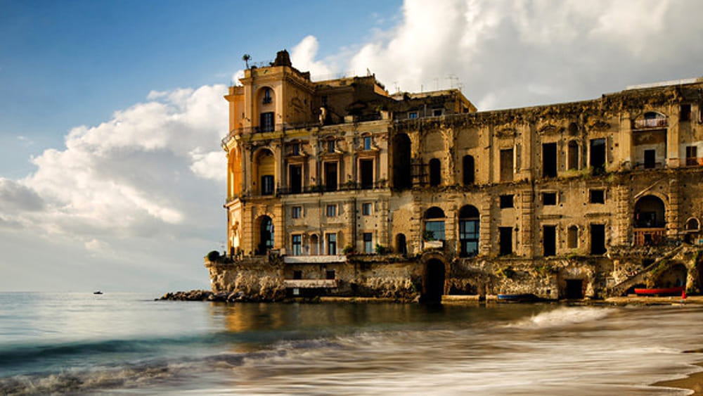 Spiaggia del palazzo Donn'Anna